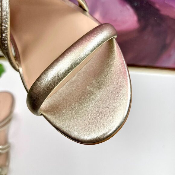 STUART WEITZMAN Twist Knot Flat Sandals in Gold Size 6.5 - Picture 10 of 10